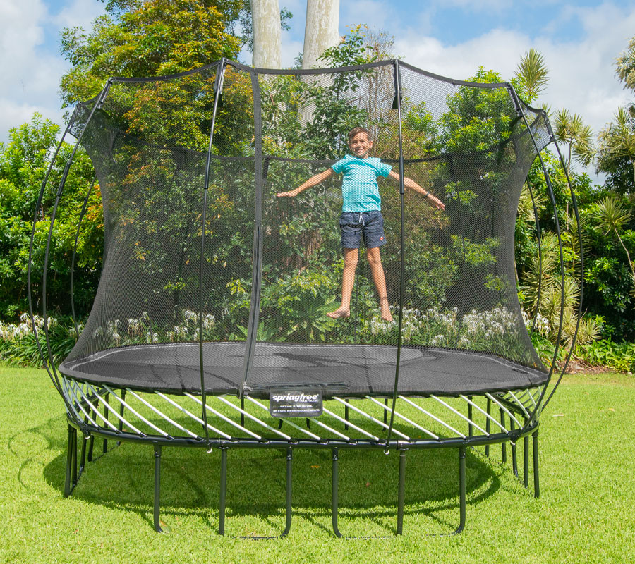 S113-large-square-trampoline_900x800