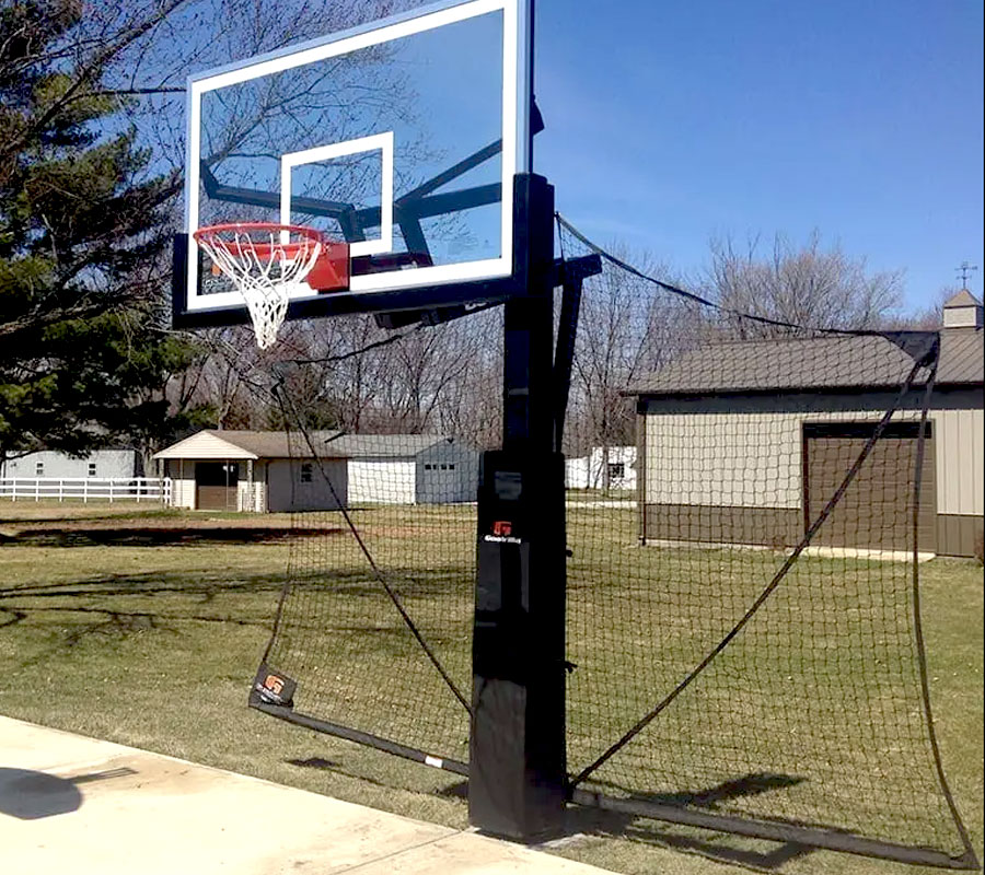 goalrilla-yard-guard-with-backyard
